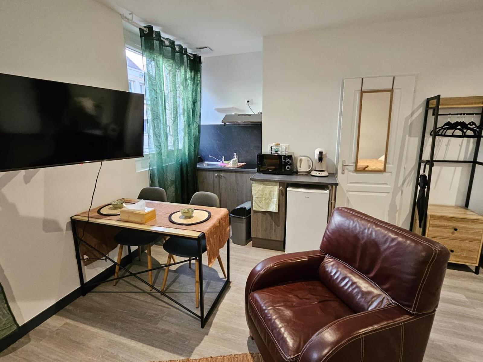 Nassau2 F1 Apartment Beauvais Ngoại thất bức ảnh
