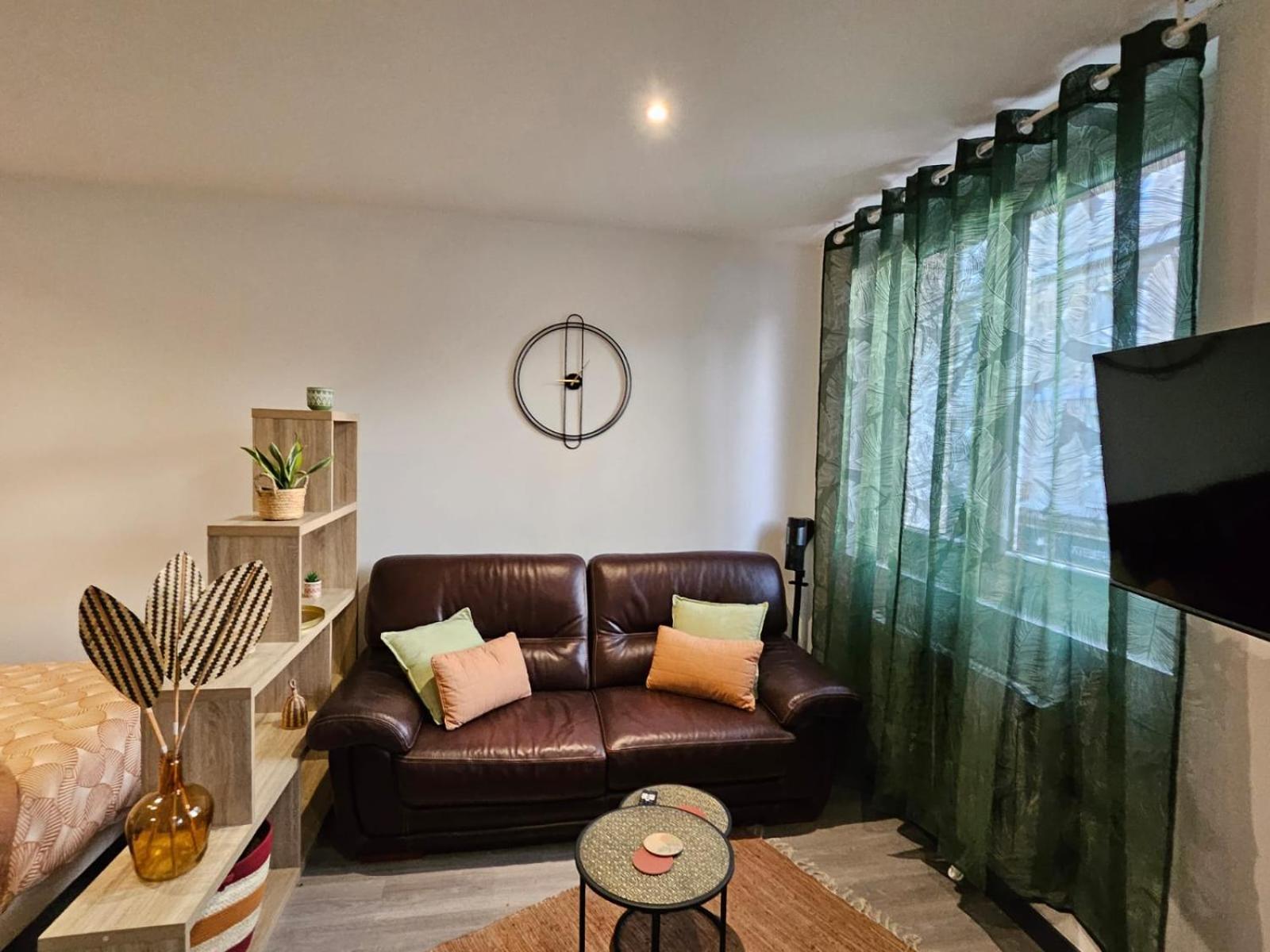 Nassau2 F1 Apartment Beauvais Ngoại thất bức ảnh